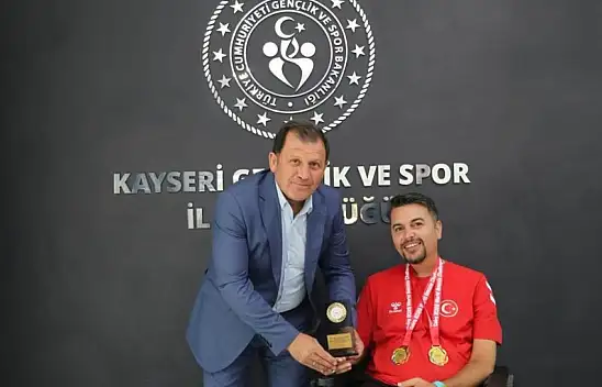 Mısır'da Kayseri rüzgârı! Öner Bozbıyık şampiyon oldu