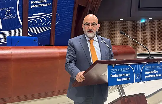 Murat Cahid Cıngı'dan Avrupa'ya 'geleneksel aile' önergesini sundu!