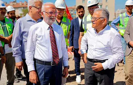 Mustafa Elitaş Kayseri'de oraya gitti! İlk durağı dikkat çekti