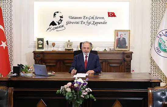 Mustafa Yalçın'dan 29 Ekim mesajı!