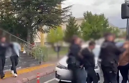 Narkotik'ten 3 aylık takip! Zehir tacirleri kıskıvrak yakalandı