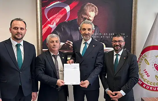 Navruz ve ekibi mazbatasını aldı