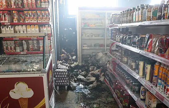Nevşehir'deki markette yangın: Mercek etkisi kağıt havluları tutuşturdu!