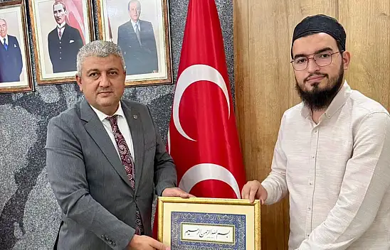 O cemaatten Kayseri'de bu kez de MHP'ye dikkat çeken ziyaret