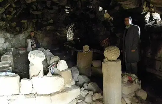 Kayseri'deki o türbe viraneye döndü... Vatandaşlar yetkililere seslendi