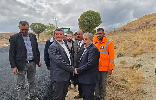 Özsoy, üç mahalleyi ilgilendiren çalışmaları yerinde inceledi