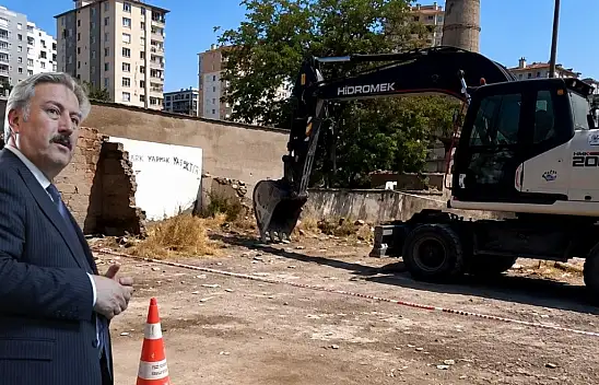 Palancıoğlu yıkım alanından duyurdu: 7 yılda 2 bin 659 yapı kaldırıldı