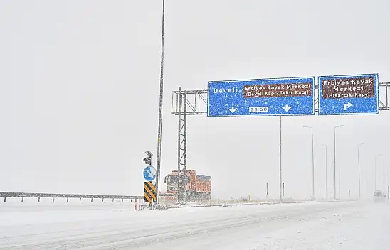 Pınarbaşı-Gürün'ün ardından bir kapama haberi de Erciyes yolundan geldi