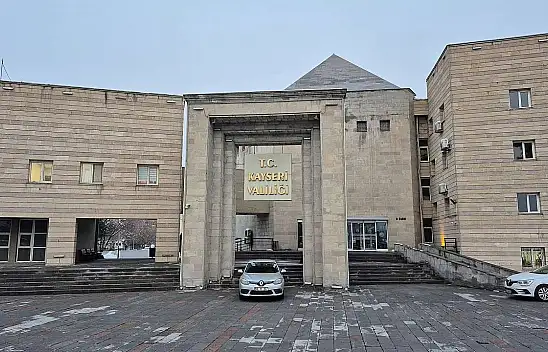 Pınarbaşı'nda yaşanan depremin ardından Valilikten ilk açıklama!