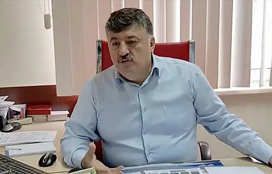 Profesör Per, istifa etti? Dikkat çeken tepki