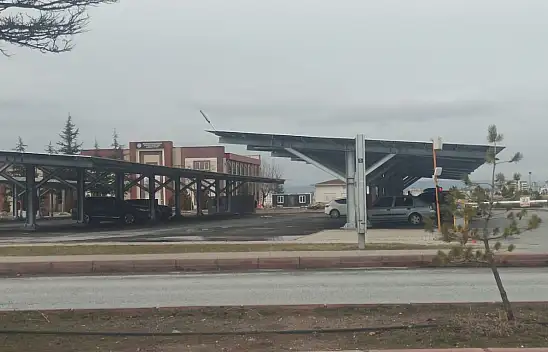 Proje sona yakın... Fakülte otoparkları elektrik üretecek