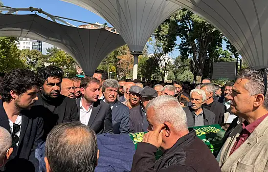 Sadık Kaan son yolculuğuna böyle uğurlandı