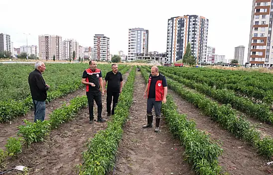 Saklav yine sahada! Üreticilerin taleplerini tek tek dinledi