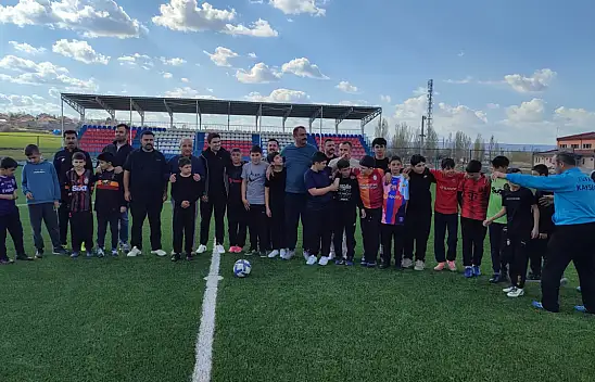 Sarıoğlan'da dostluk kazandı