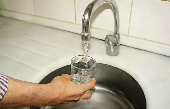 'Savaşta yasaklanan maddeyi sularımıza katıyorlar!'