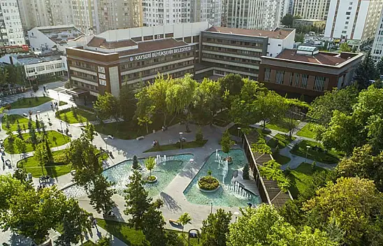 Sayıştay'ın Kayseri Büyükşehir Belediyesi rakamları ne diyor?