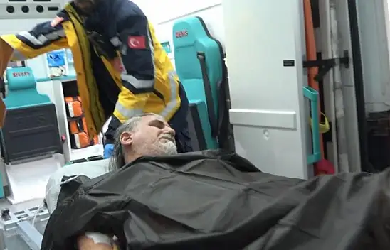 Silahlı saldırıya uğrayan Gazeteci Azim Deniz'in sağlık durumuyla ilgili ilk bilgiler geldi