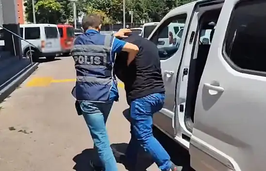 Sivas Caddesi'nde araç çalan hırsız yakalandı!