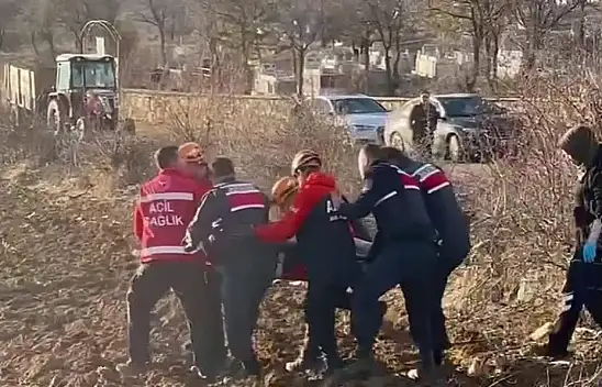 20 metreden düşen paraşütçü yaralandı