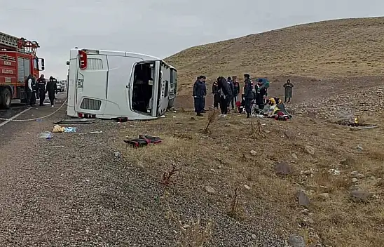 Korkunç kaza: 4 ölü 30 yaralı!