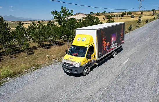 Talas'ta dikkat çeken proje! Kitabı çocukların ayağına götürüyor