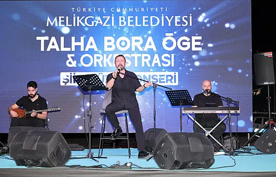 Talha Bora Öge'den Kayseri'de unutulmaz gece
