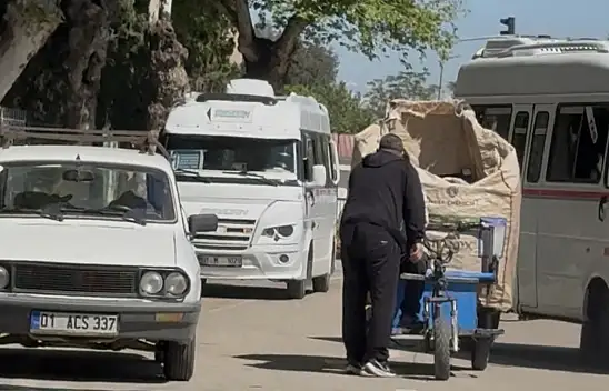 Trafikte tartışma: önünü kesip tehdit etti!