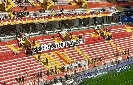 Tribünler öksüz kaldı!