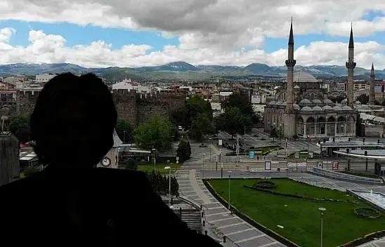Türkiye Kayserili Vekili konuşuyor! Sahtecilik iddiası
