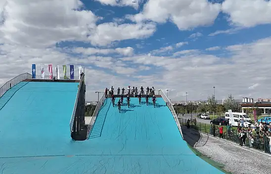 Türkiye'nin sayılı BMX parkurlarından biri Kayseri'de açıldı