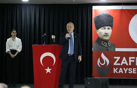 Ümit Özdağ'dan kritik uyarı: Sıra Türkiye'ye gelebilir