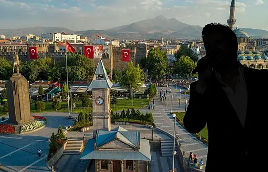 Ünlü pop sanatçısının konser tarihi belli oldu: Kayseri'ye geliyor!