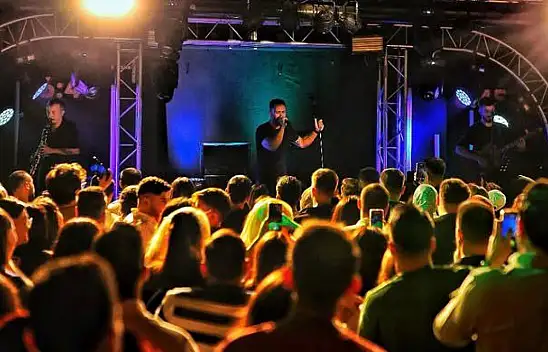 Ünlü şarkıcının Kayseri konseri ertelendi! İşte nedeni…