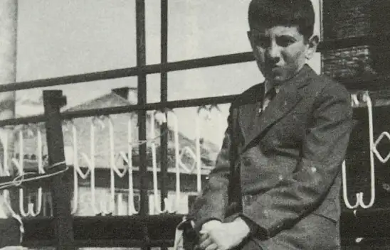 Uzun süredir ortalarda görünmüyor, ama bir dönem Kayseri'ye ve ülkeye damgasını vurdu! Peki kim bu ünlü?