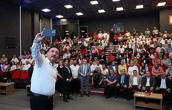 Vali Çiçek'in gerçekleşen hayali ödülün sahibi oldu