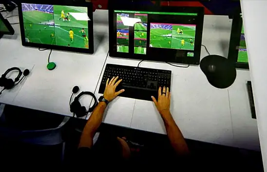 VAR hakemi belli oldu! Kayserispor karşılaşmasına tartışmalı hakem ikilisi