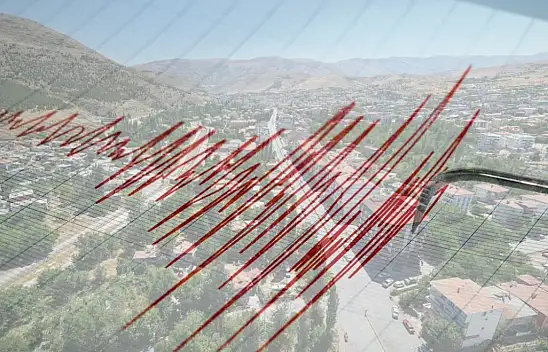 Kayseri'de peş peşe deprem! Bu sarsıntılar patlama kökenli mi?
