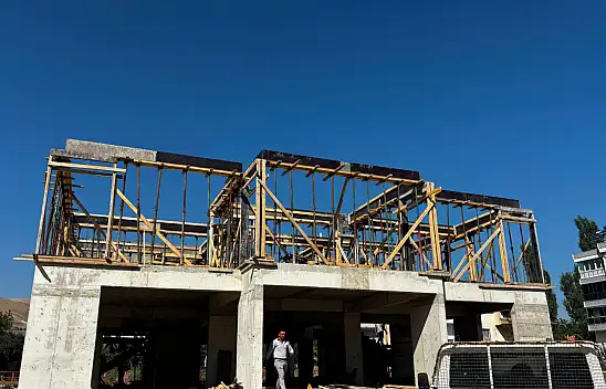 Yahyalı'da yeni bir proje yükseliyor! Başkan son durumu gördü