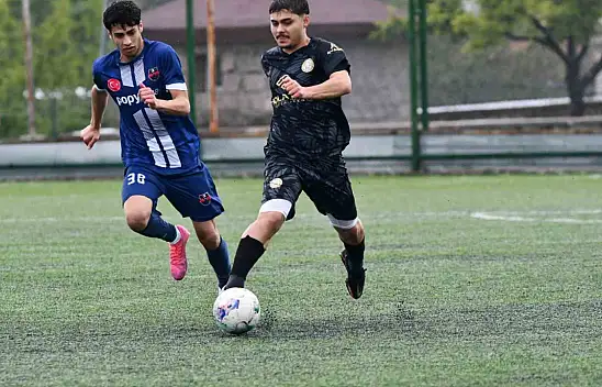 Bitime 3 hafta kala şampiyonluk geldi: Yavru Aslanspor durmuyor