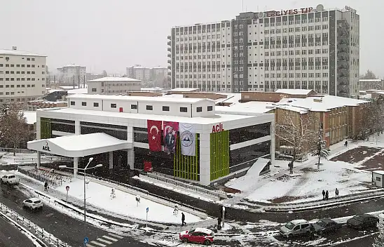 Yeni acilde neden gecikme yaşandı? Rektör açıkladı