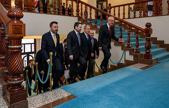Yeni Bakan'dan, AK Parti Kayseri Milletvekili Hulusi Akar'a dikkat çeken karşılama!