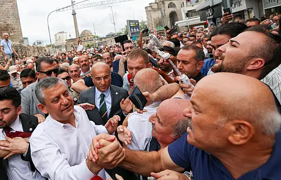 YENİ Parti Lideri Özgür Özel Kayseri'de çok istediği şeyi, neden yapamadı!