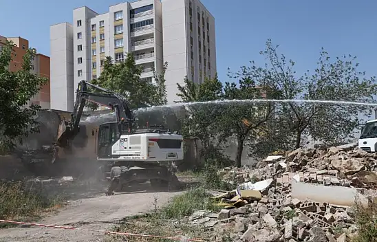 Yıldırım Beyazıt'ta gecekondular yıkıldı, yeni park geliyor