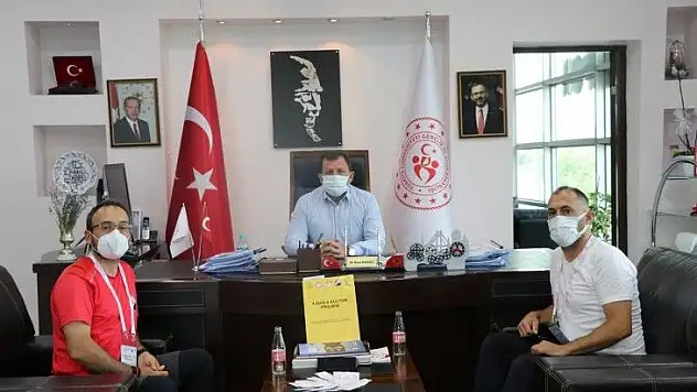 40 genç Erciyes'te kampa girdi...