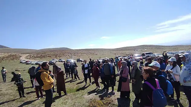 110 kişiyle Beleşme Yaylası'na yürüdüler!