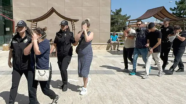 120 milyon liralık dolandırıcılık ağına operasyon: 17 tutuklama