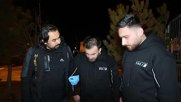 15 kişiyi aynı yöntemle dolandırdılar