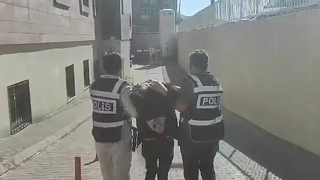15 suçtan aranıyordu, 4 yıldır firariydi...