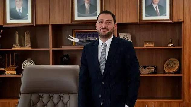 '15 Temmuz tarihimize altın harflerle kazınmıştır'