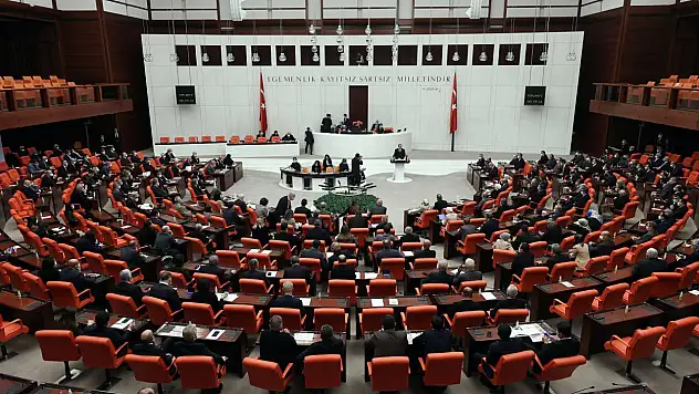 150 vekil EYT ile genç yaşta emekli olup 52 bin liralık maaş almaya hak kazandı!